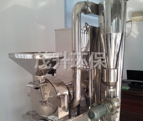WFS中草藥粉碎機(jī)